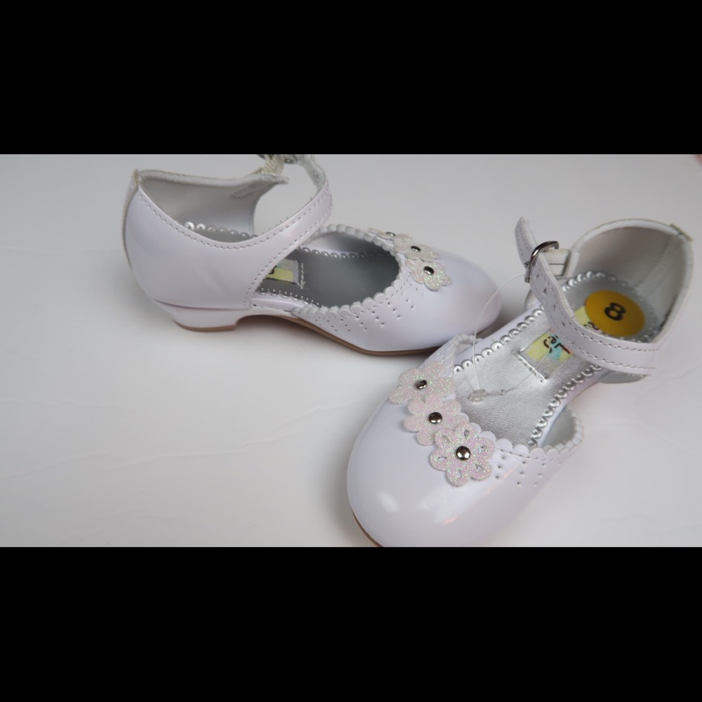Shoes - Picture 4 of 4
